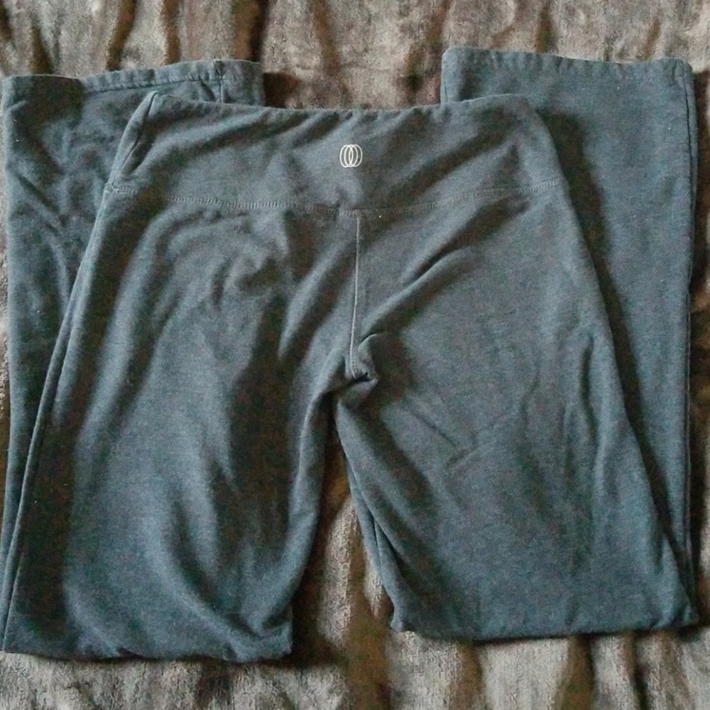 Workout pants